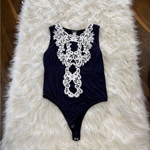VENUS Dark Blue and White Crochet Bodysuit with Elegant Detailing